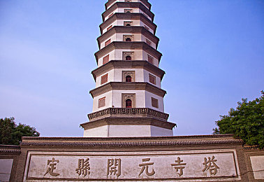 打扑克又叫又喊高清视频下载：欢乐扑克，真实再现，共鸣你我-2