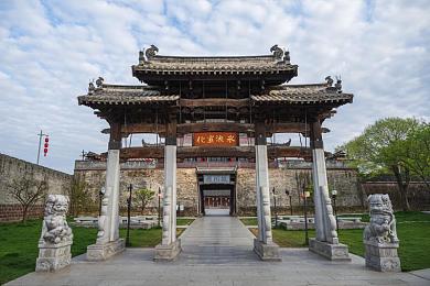 黄色免费3.0：游戏新纪元来临：开放世界新宠，画面精美，剧情丰富，探索都市奋斗传奇-3