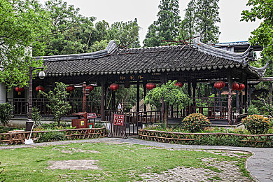 亚洲h：畅游亚洲游戏乐园，尽享“H”彩缤纷之旅-1