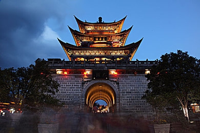 胸大的邻居阿 水野朝阳：邻里欢乐颂：阳光阿水，温馨共舞-2
