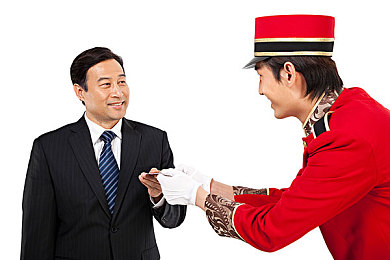 日韩免费一区二区三区：“网络热议：日韩资源泛滥引发版权风波，社会各方共议如何净化网络环境”-3