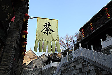 狼群社区：自然家园：探索城市边缘的生态秘境-5