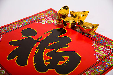 朋友出差偷人妻：职场惊魂：出差情缘陷阱-3